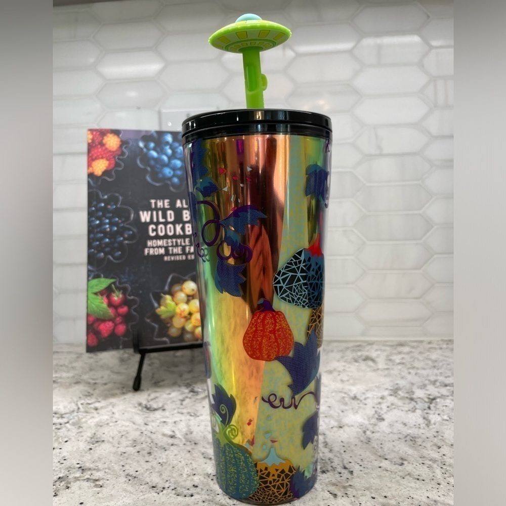 Starbucks 2024 Alien Spaceship & Pumpkin Glow in the Dark Topper Tumbler. NWT!